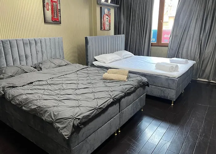 Synagogue Yeshua Tova Magheru Apartment