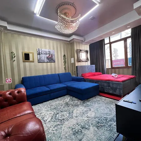 Synagogue Yeshua Tova Magheru Apartman *