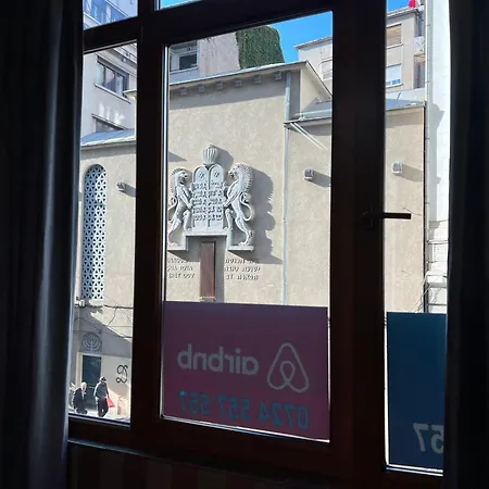 Apartment Synagogue Yeshua Tova Magheru Bucharest